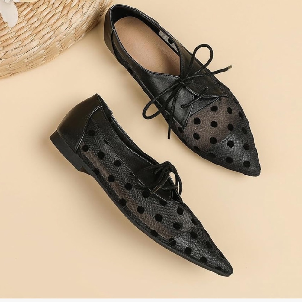 NWT Mesh Polka Dots Pointed Slip On Flat Ballet Shoes